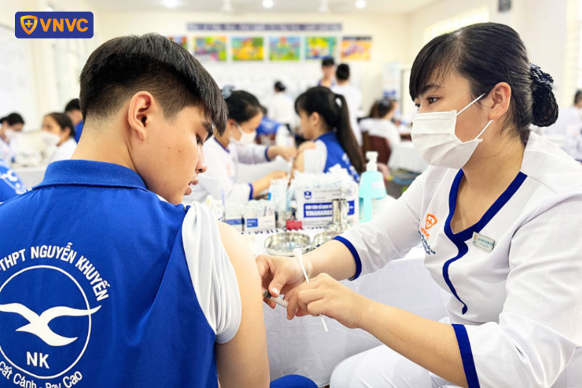 Phòng dịch cúm mùa trong trường học