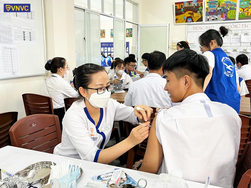 Phòng dịch cúm mùa trong trường học